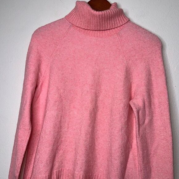 J.Crew Turtleneck sweater in Supersoft Yarn Womens Size Medium - Picture 9 of 9